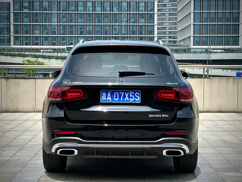 Mercedes-Benz GLC — фото 6
