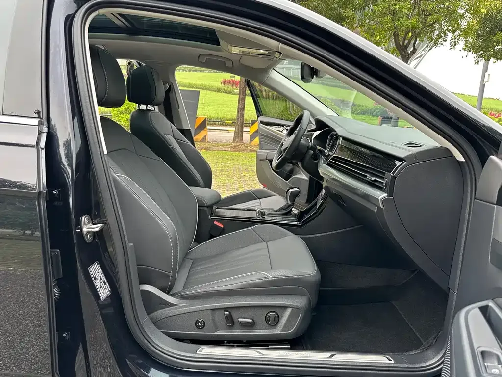 Volkswagen Passat — фото 4