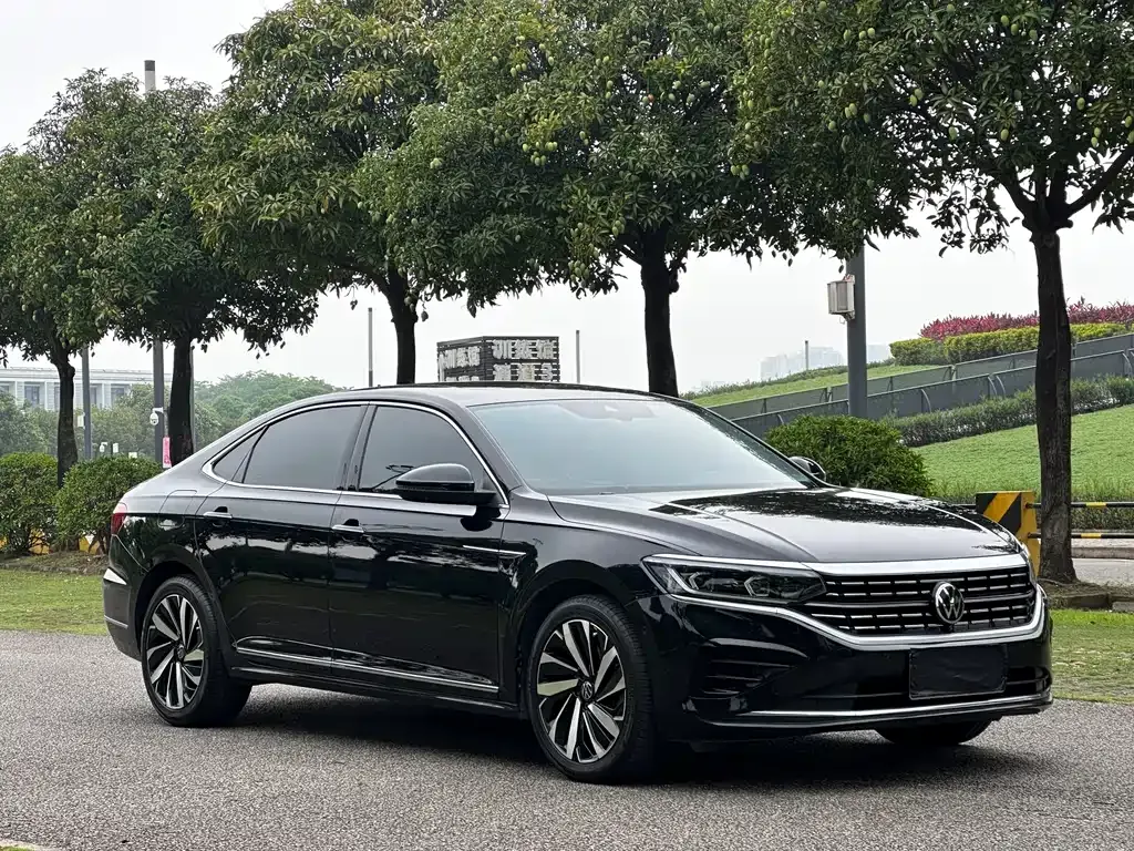 Volkswagen Passat — фото 5