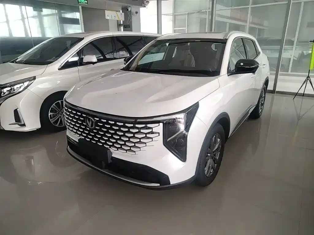 Changan CS55PLUS — фото 9