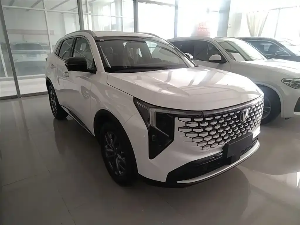 Changan CS55PLUS — фото 3
