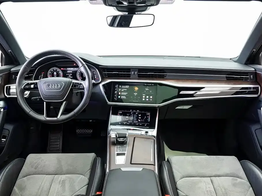 Audi A6L 2023 из CN, фото 3