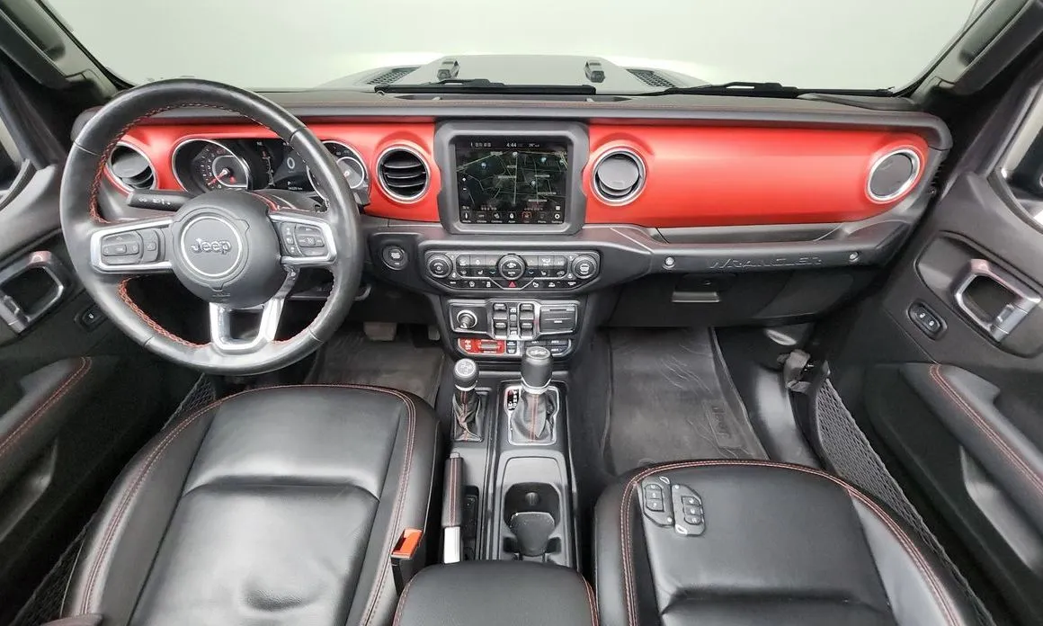 Jeep Wrangler — фото 9