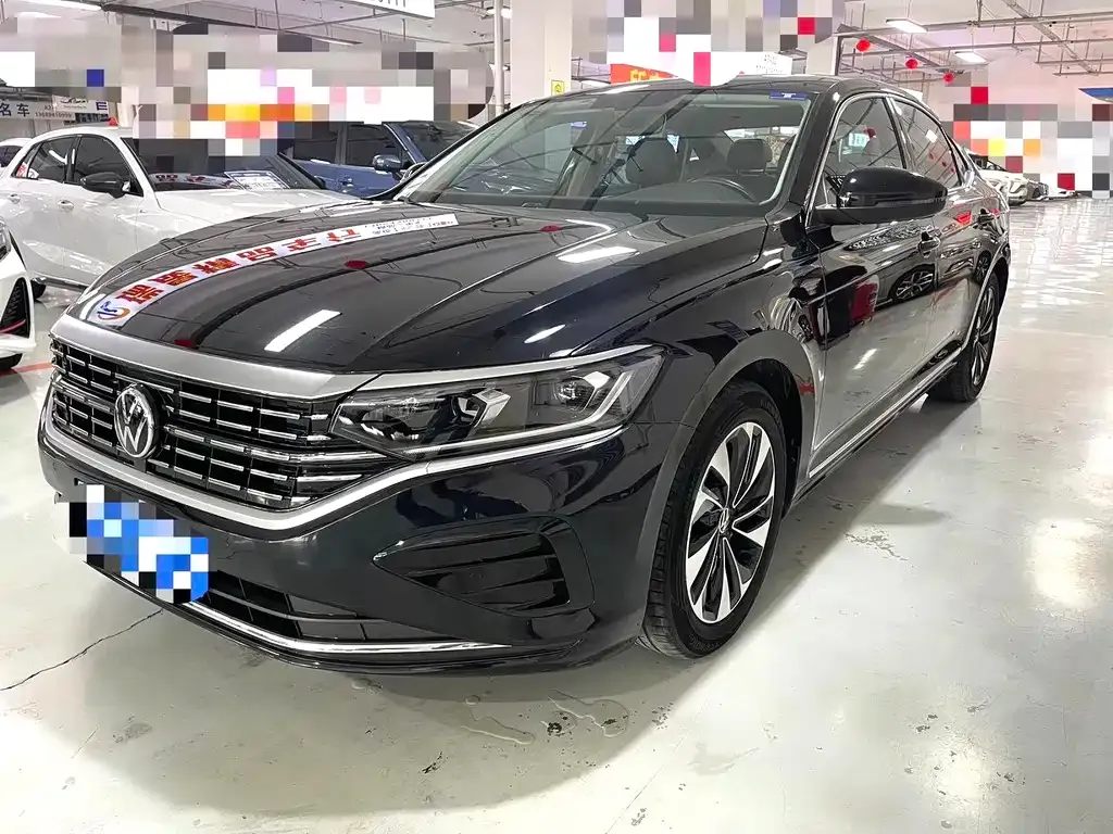 Volkswagen Passat — фото 1