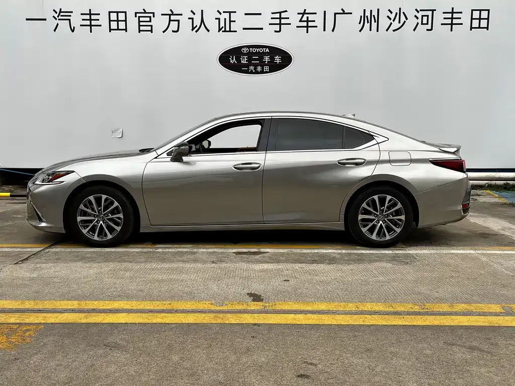 Lexus ES 2024 из CN, фото 4