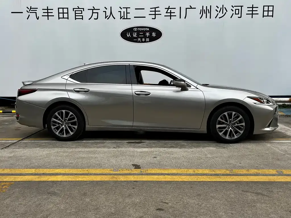 Lexus ES 2024 из CN, фото 5