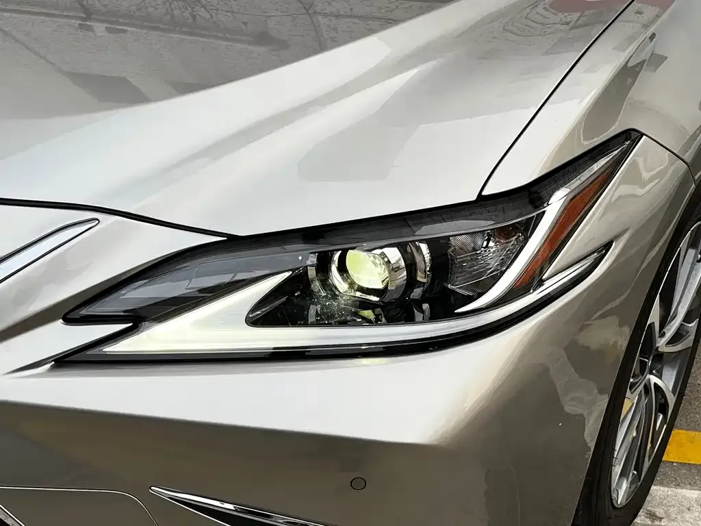 Lexus ES 2024 из CN, фото 9
