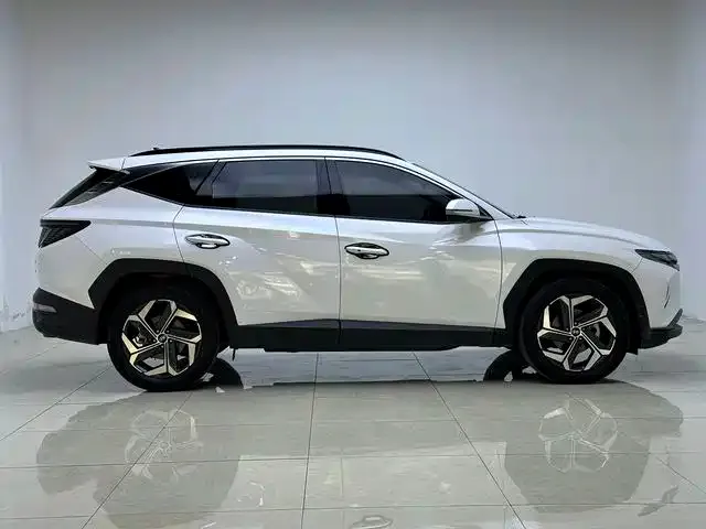 Hyundai Tucson — фото 7