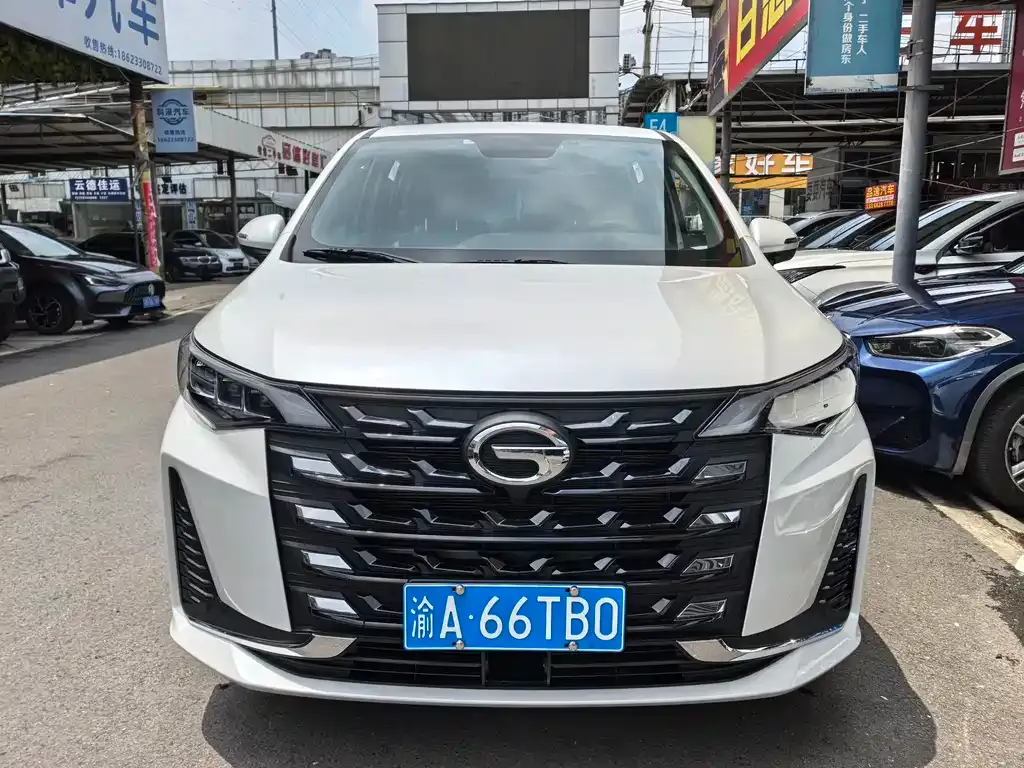 GAC Motor Trumpchi M6 — фото 10