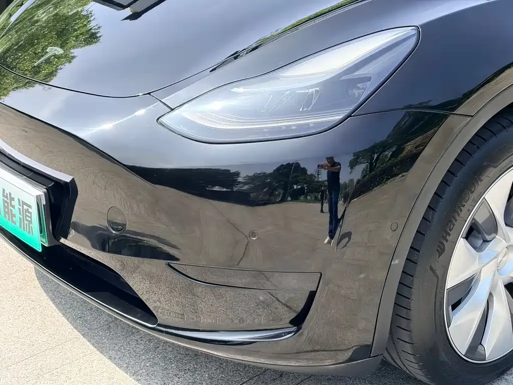 Tesla Model Y — фото 7