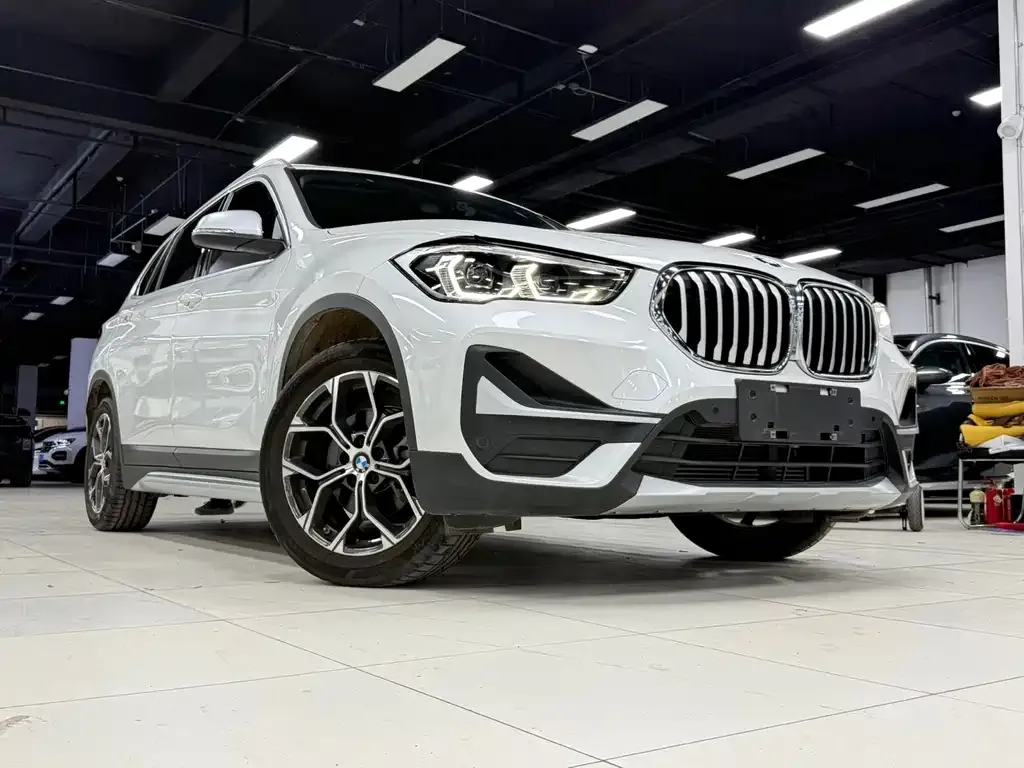 BMW X1 — фото 4