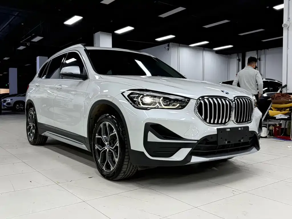 BMW X1 — фото 3