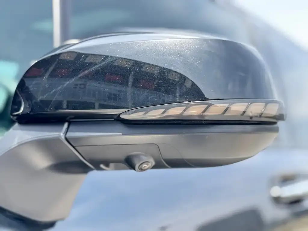 Toyota Sienna 2024 из CN, фото 3