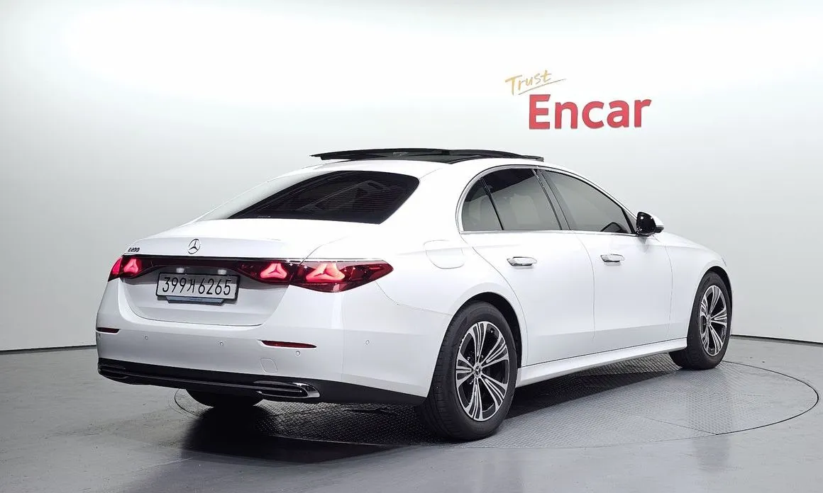 Mercedes-Benz E-Class 2024 из KR, фото 6