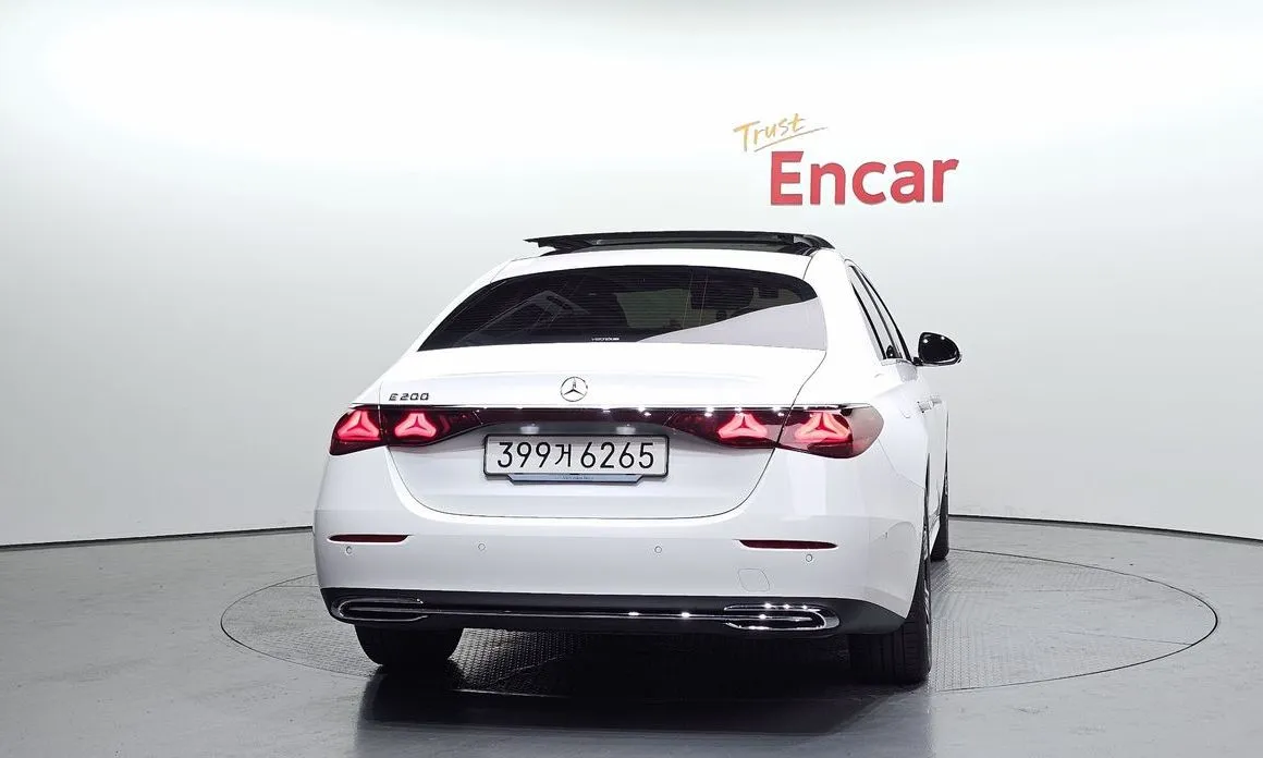 Mercedes-Benz E-Class 2024 из KR, фото 3