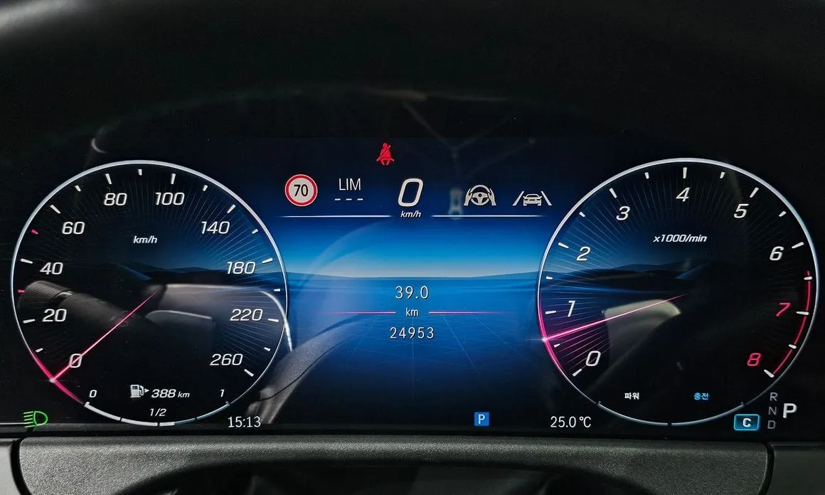 Mercedes-Benz E-Class 2024 из KR, фото 5