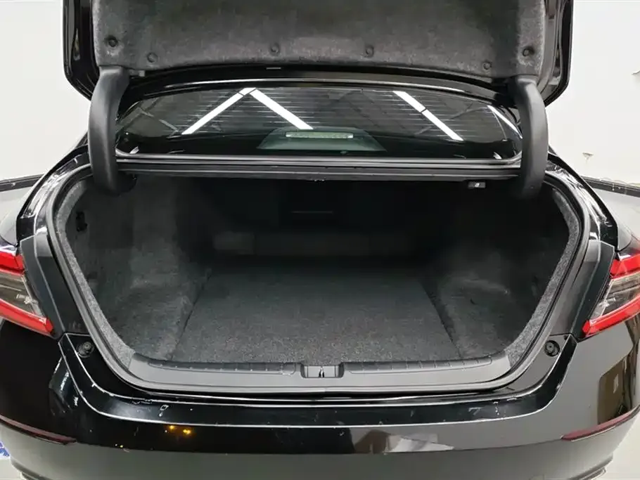 Honda Accord 2023 из CN, фото 3