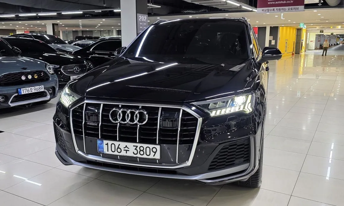 Audi Q7 — фото 5