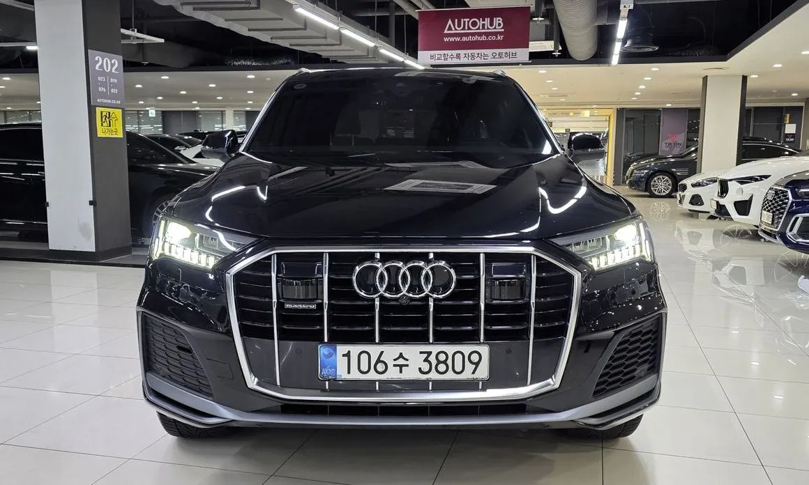 Audi Q7 — фото 2