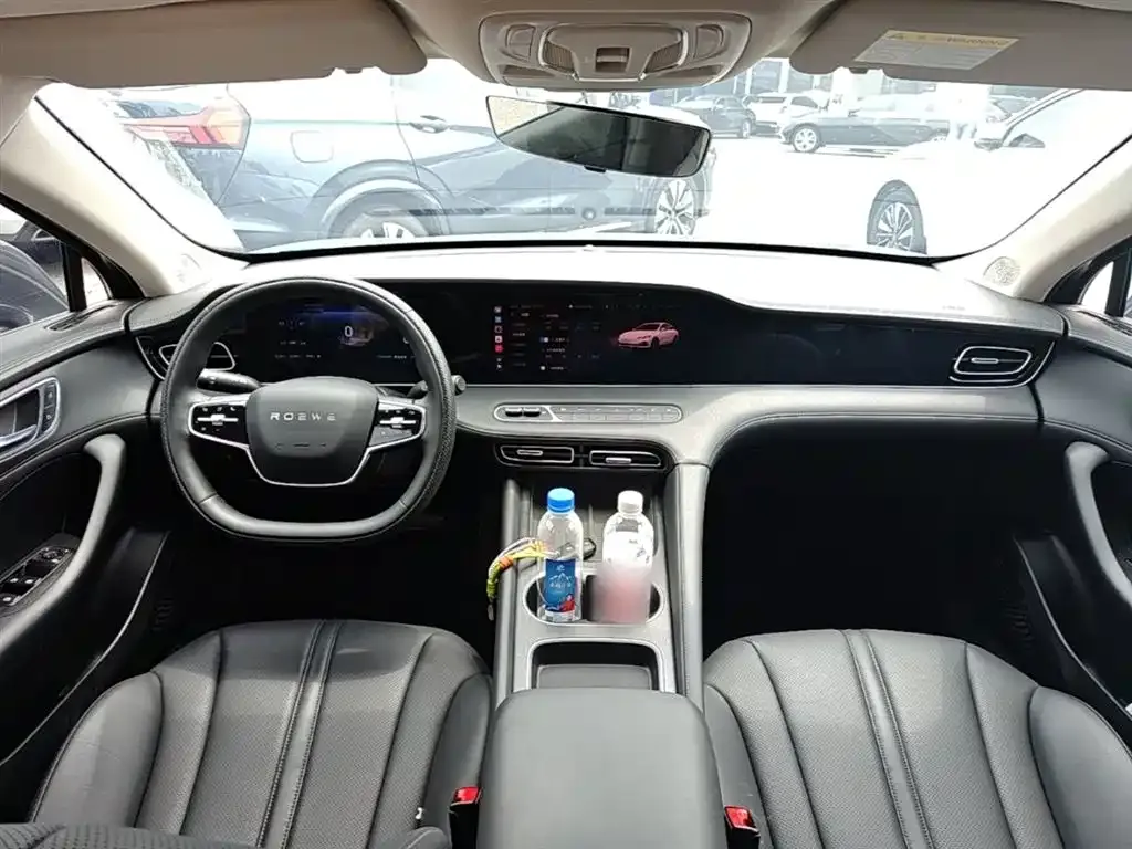 Roewe D7 2026 из CN, фото 3