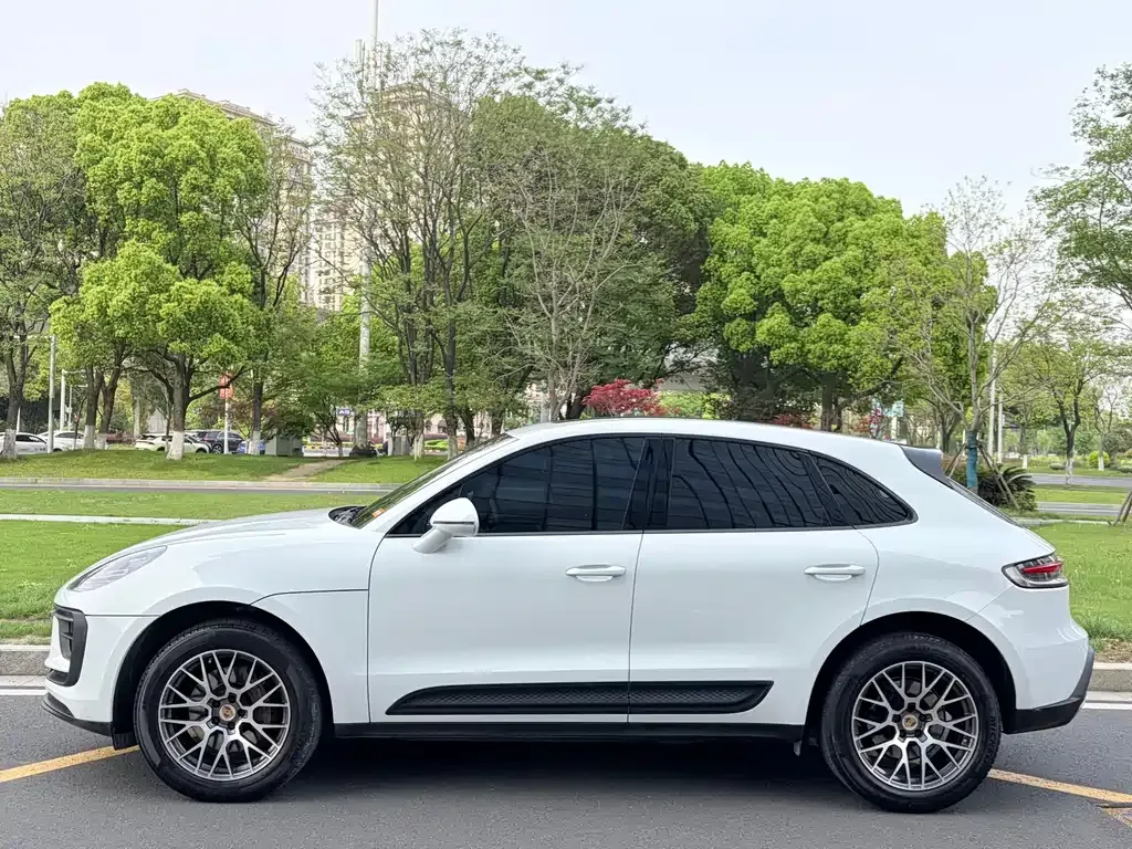 Porsche Macan 2023 из CN, фото 8