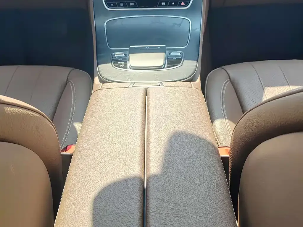 Mercedes-Benz E-Class (Import) — фото 10