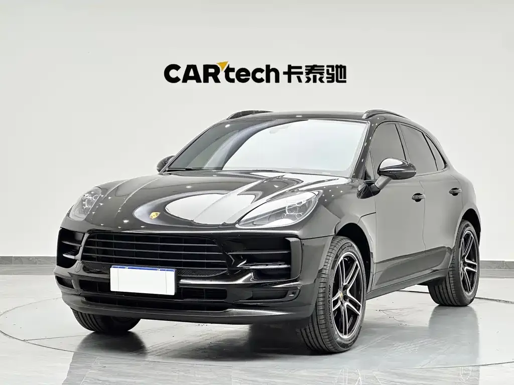 Porsche Macan — фото 1