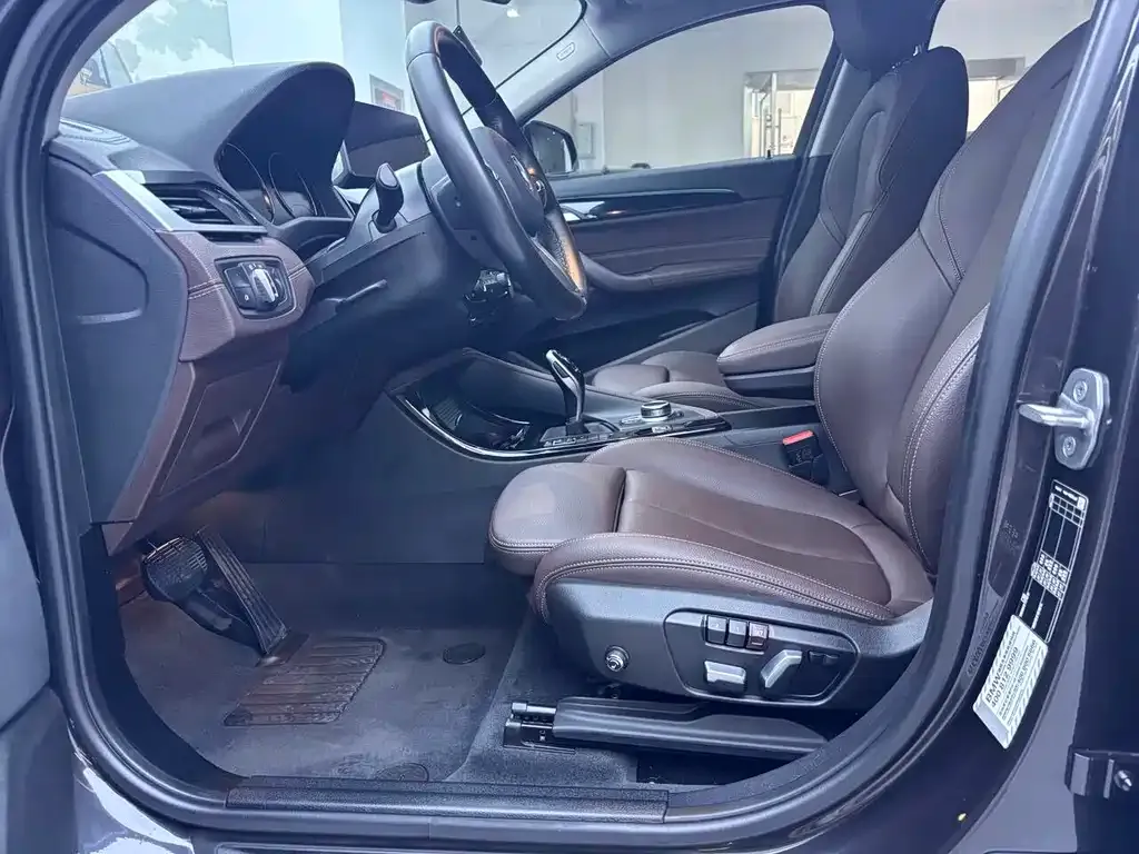 BMW X2 2022 из CN, фото 2