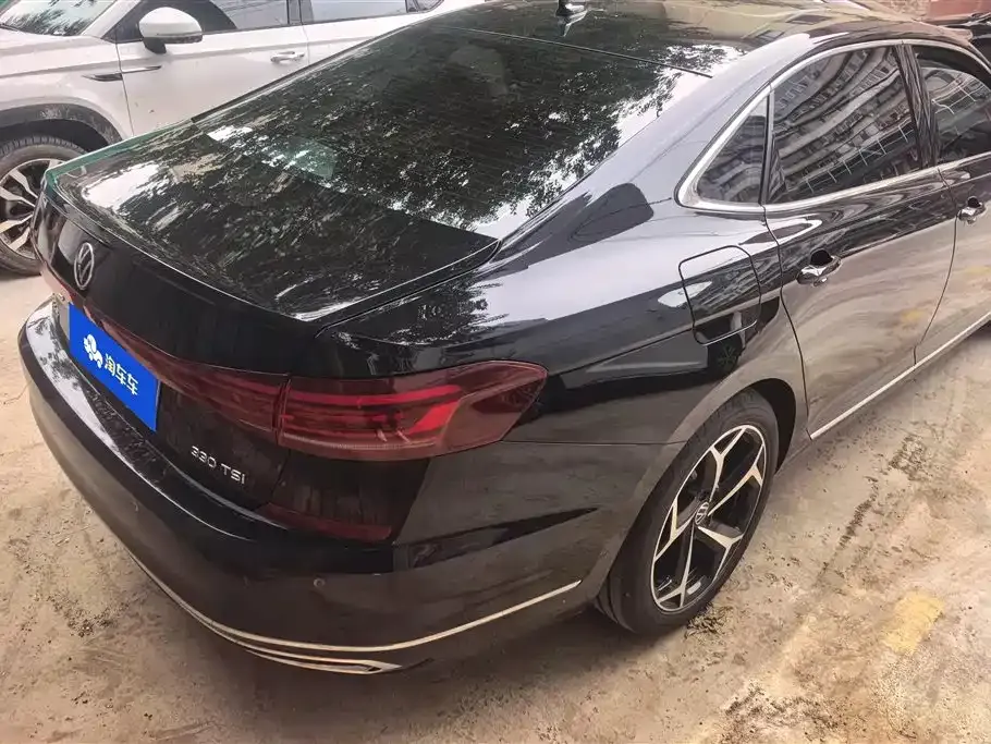 Volkswagen Passat — фото 7