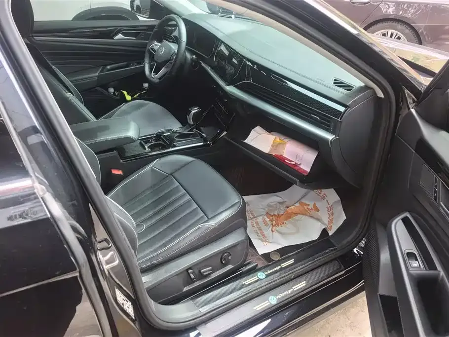 Volkswagen Passat — фото 5