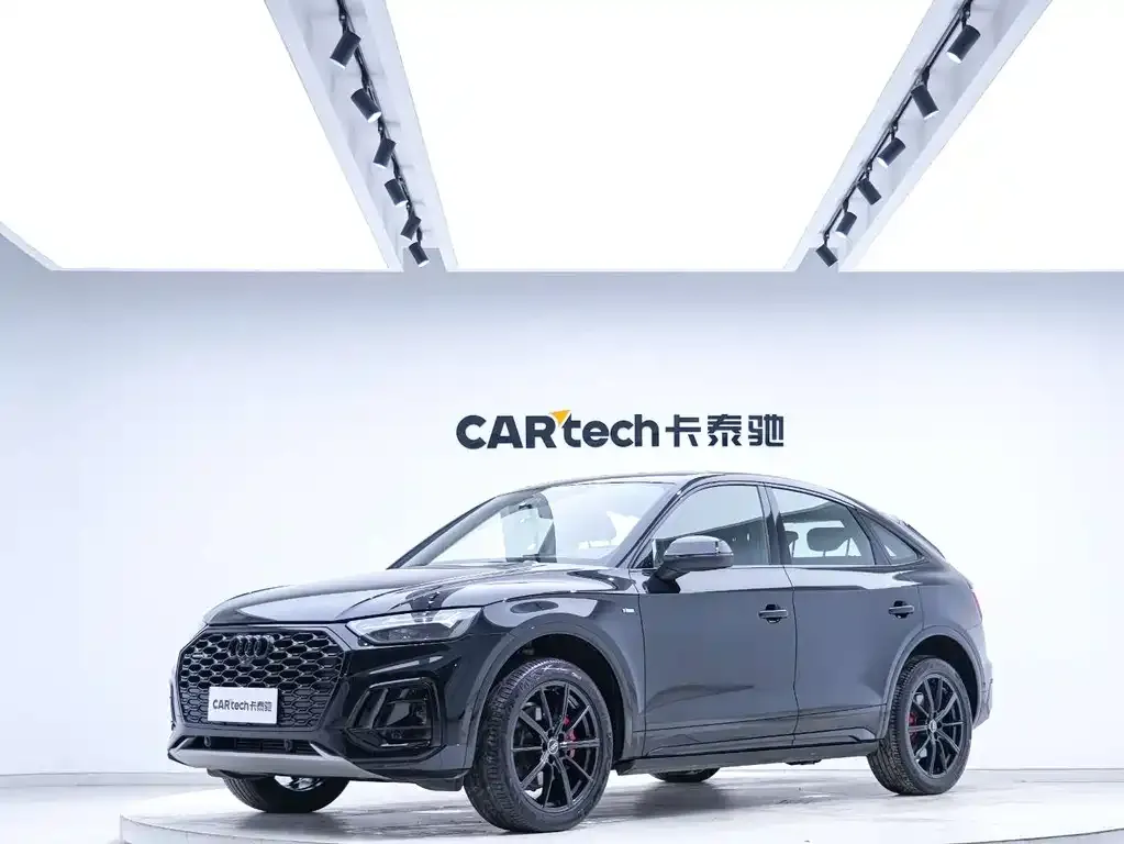 Audi Q5L Sportback 2024 из CN, фото 1
