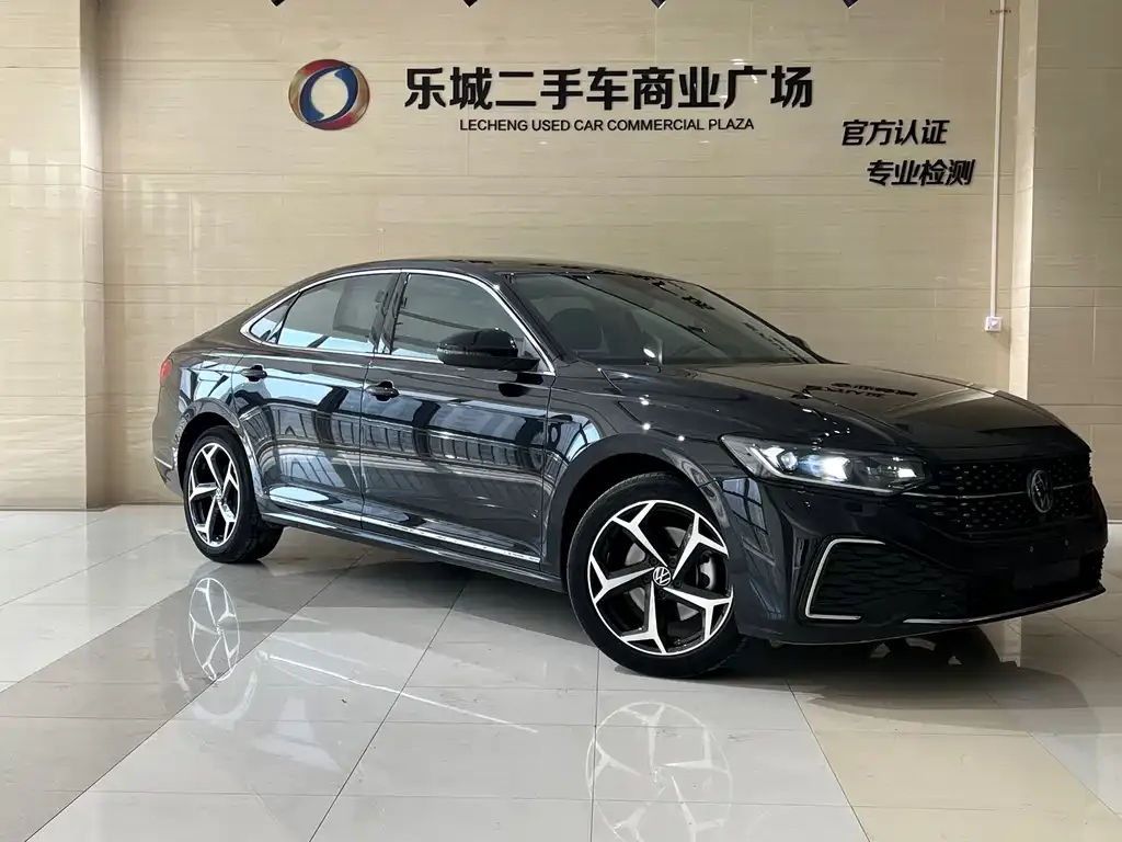Volkswagen Passat — фото 7