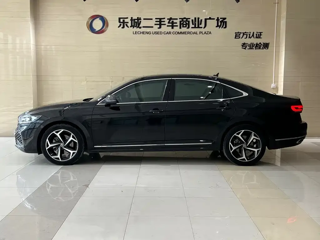 Volkswagen Passat — фото 2