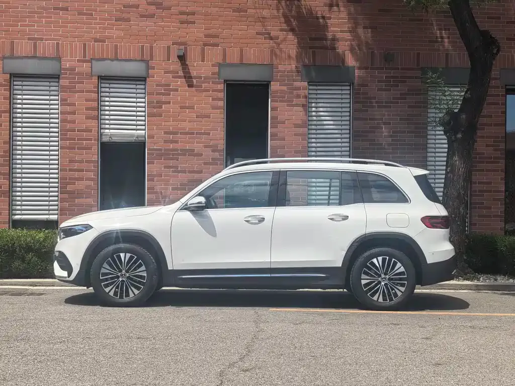 Mercedes-Benz EQB 2025 из CN, фото 10