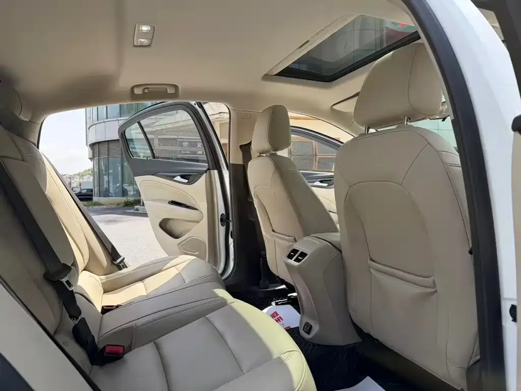 Buick Regal — фото 2