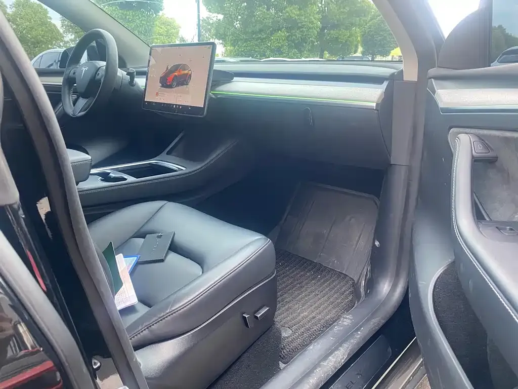 Tesla Model Y 2024 из CN, фото 10