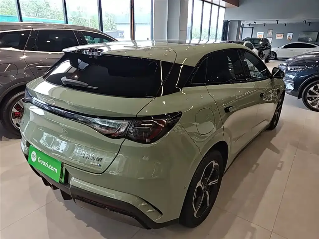 BYD Seal 06GT — фото 6