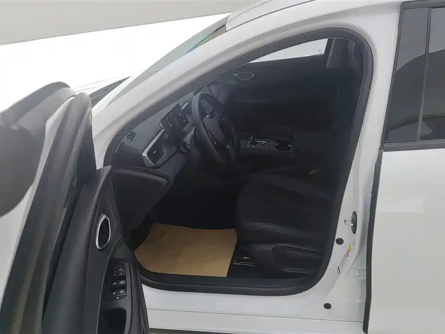 BYD Seal 05 DM-i 2025 из CN, фото 10