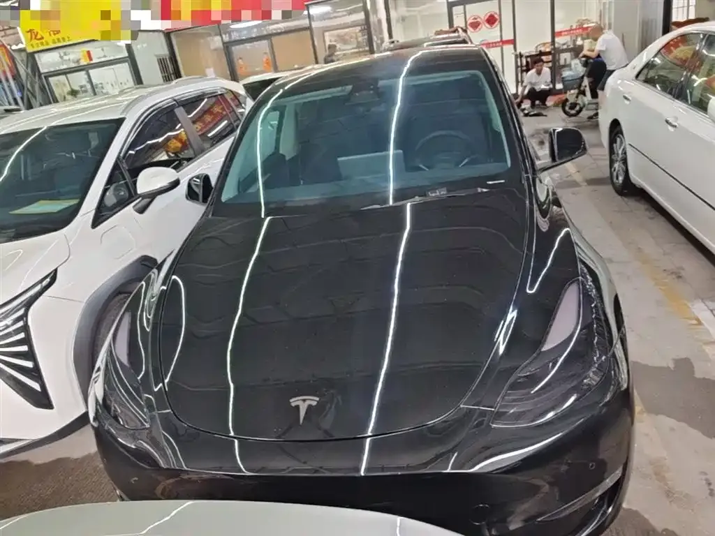Tesla Model Y — фото 7