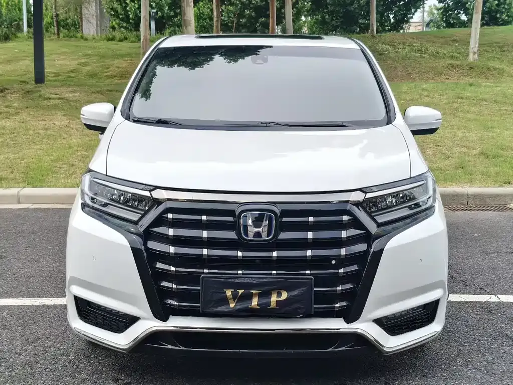 Honda Elysion 2023 из CN, фото 8