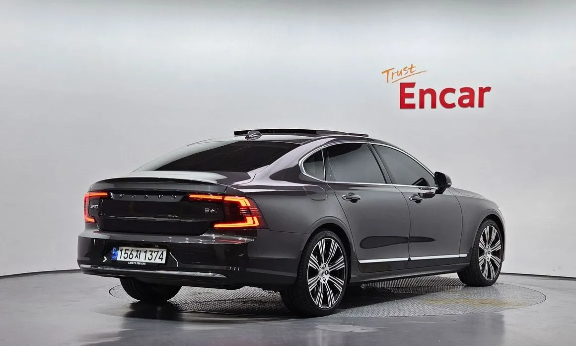 Volvo S90 2022 из KR, фото 3