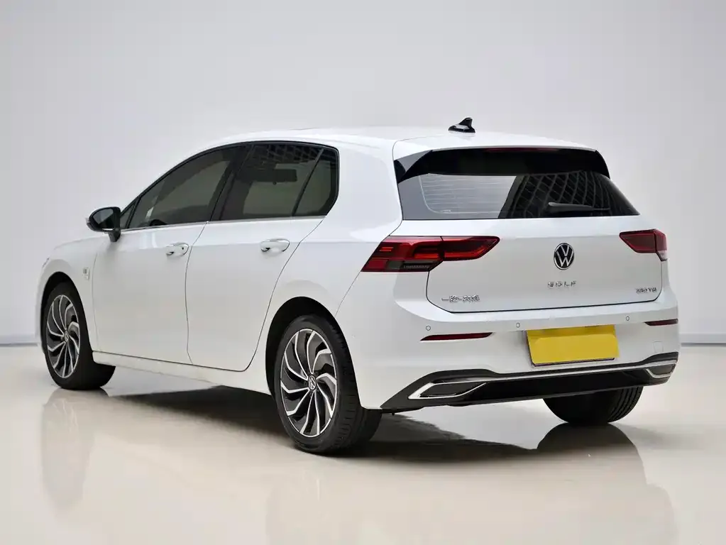 Volkswagen Golf — фото 4