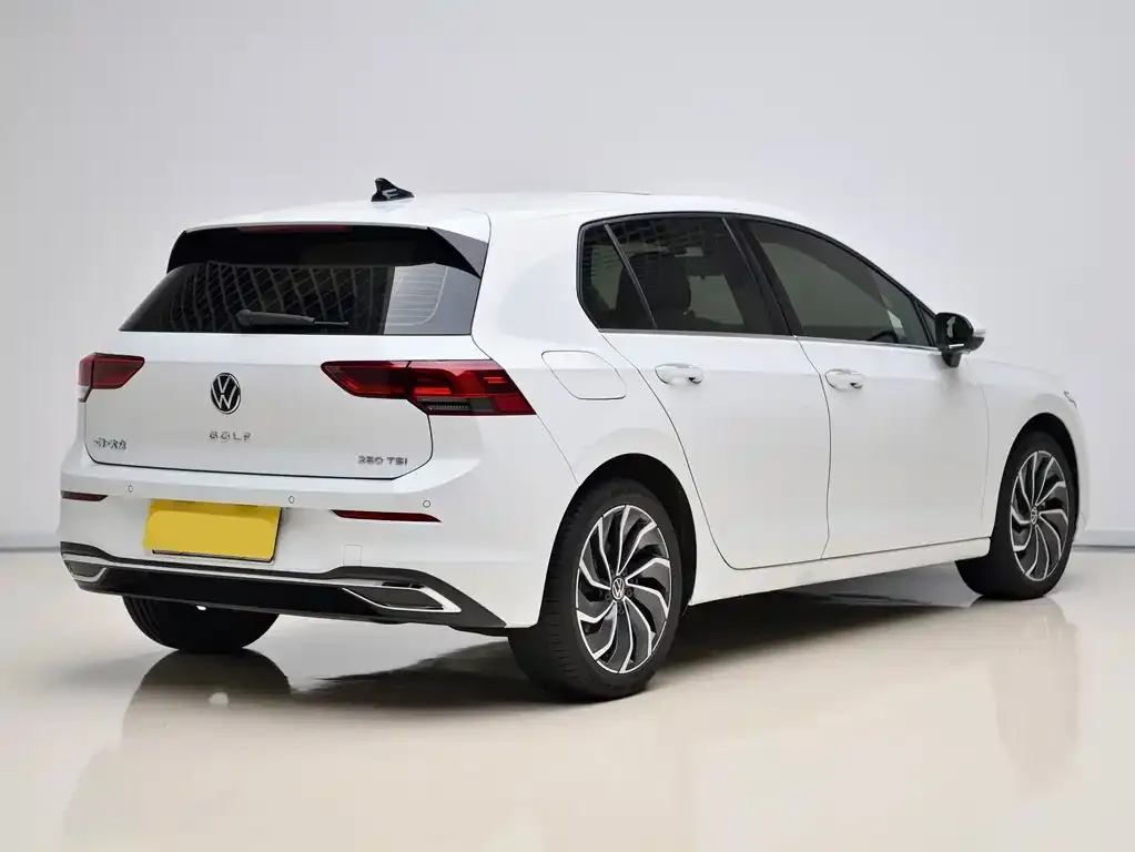Volkswagen Golf — фото 5