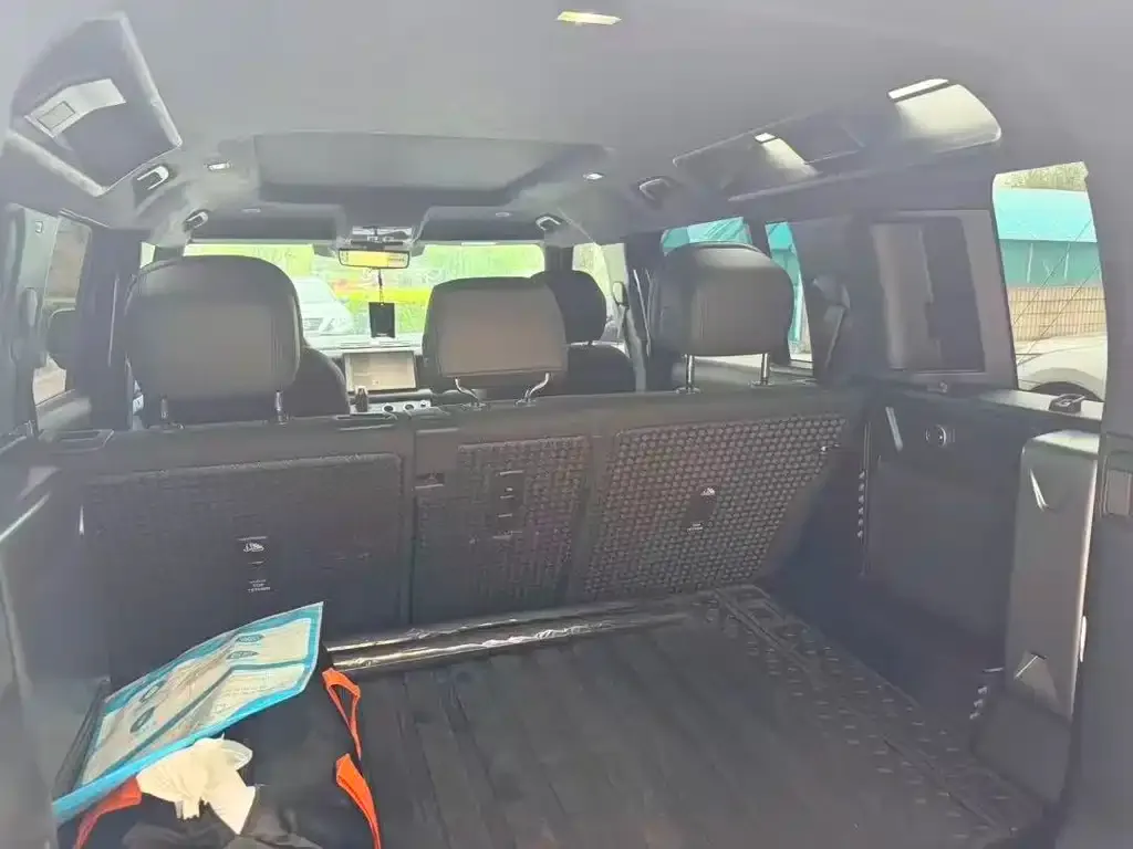 Land Rover Defender — фото 2
