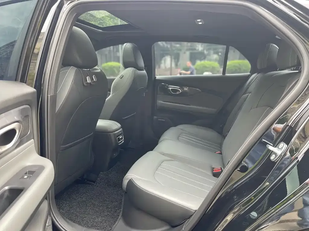 GAC Motor Shadow Leopard — фото 10