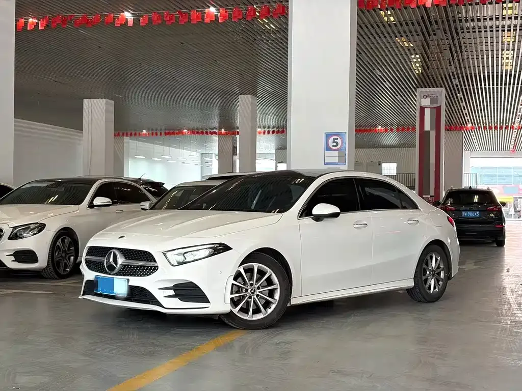 Mercedes-Benz A-Class — фото 1