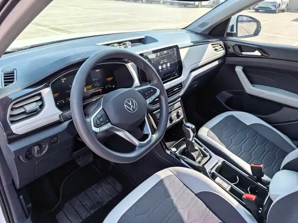 Volkswagen Tharu — фото 9