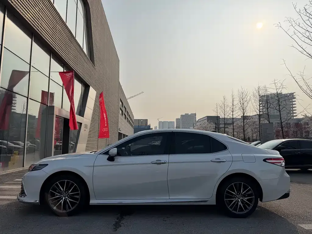 Toyota Camry 2026 из CN, фото 8