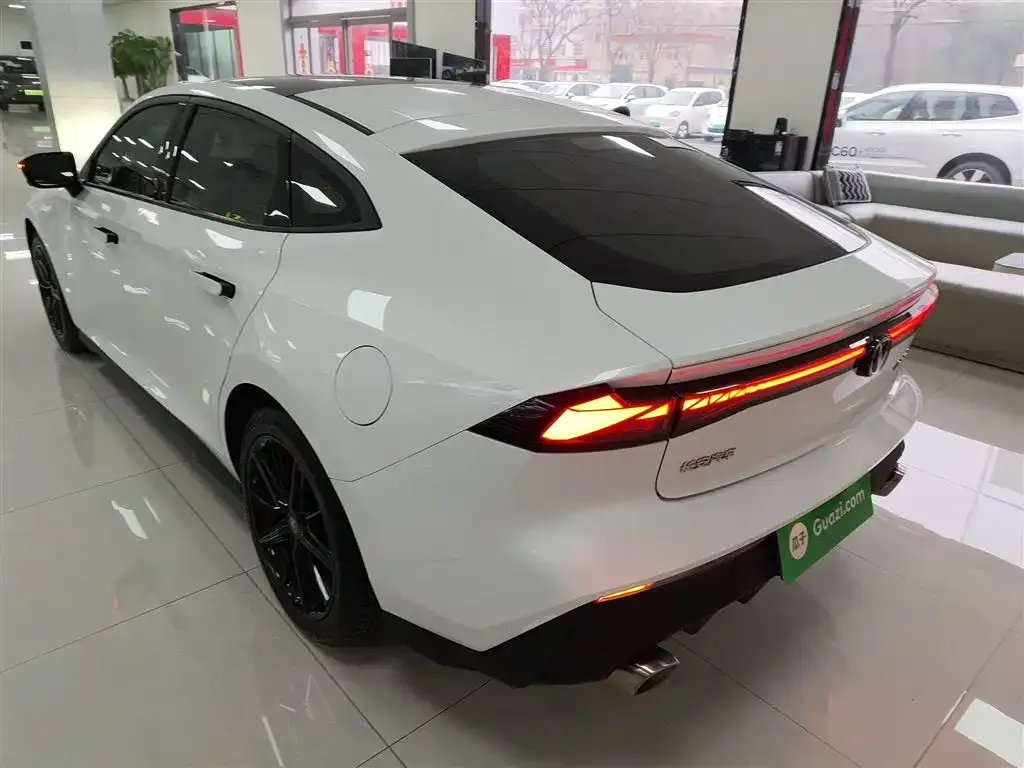 Changan UNI-V 2023 из CN, фото 10