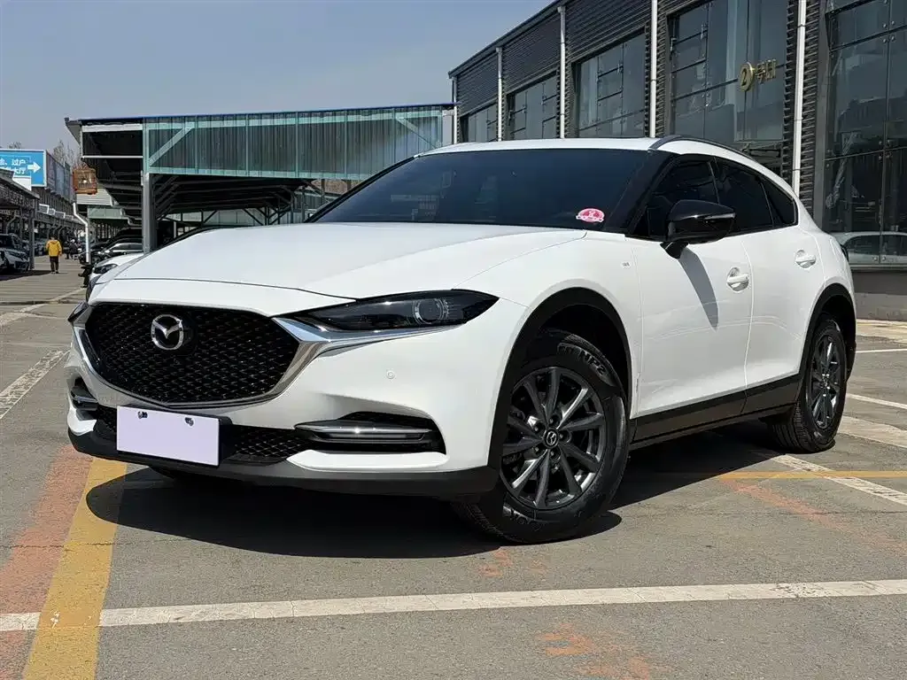 Mazda CX-4 — фото 1